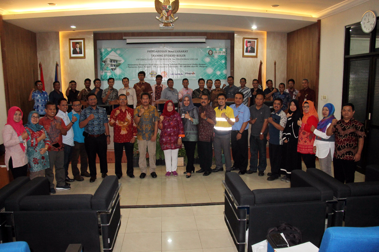 Pengabdian Masyarakat Training Efisiensi Boiler